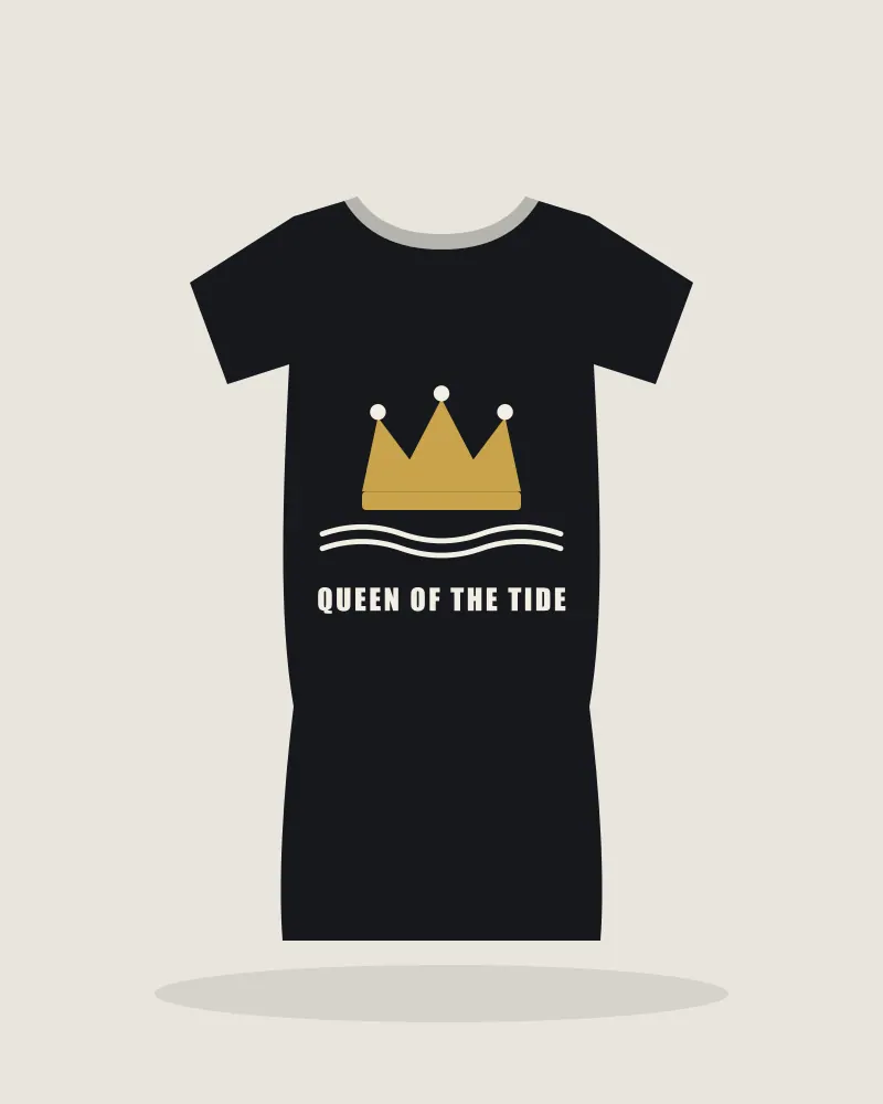 Queen of the Tide Fitted Tee in Black
